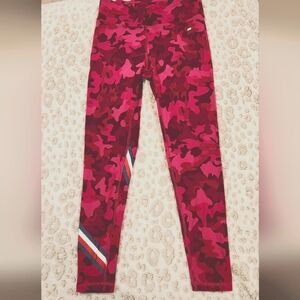Tommy Hilfiger Sport Size small pink Camouflage leggings with logo
